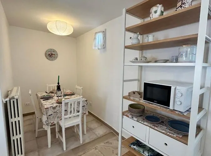 Casa Angioina * מרטינה פרנקה